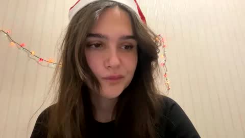 irisss31 online show from 12.24.24