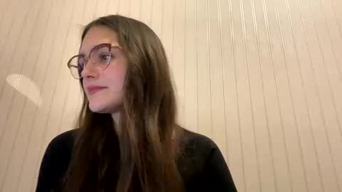 irisss31 online show from 01.26.25