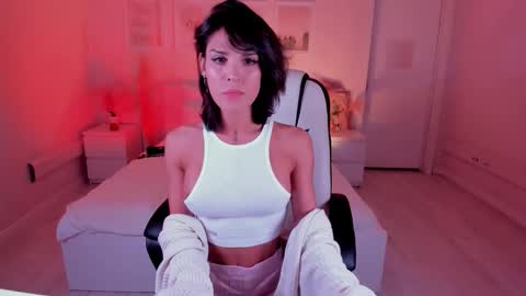 Snapshot of irma_dust chatting on 09.19.25 IRMA FOLLOW ME online show from 09.19.25