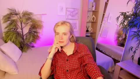 Snapshot of irmaronn chatting on 06.08.26 Irma online show from 06.08.26