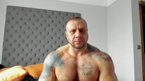 ironhulk22 online show from 03.18.26