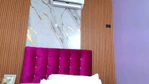 Sandy  online show from 12.09.24