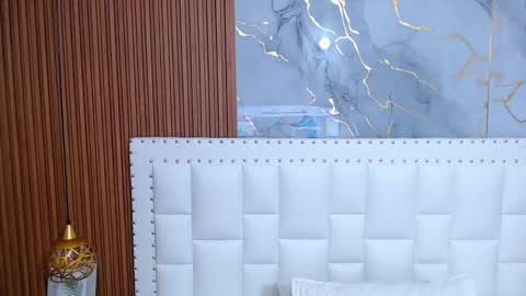 Sandy  online show from 01.18.25