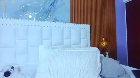 Sandy  online show from 02.12.25