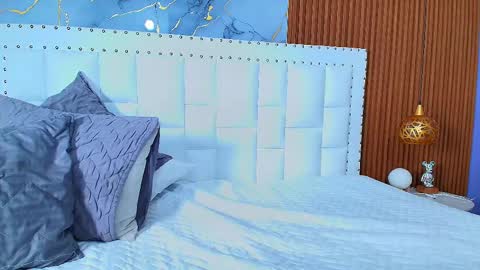 Sandy  online show from 02.19.25