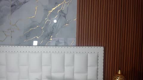 Sandy  online show from 03.04.25