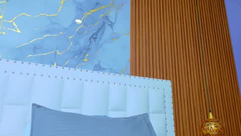 Sandy  online show from 09.14.25