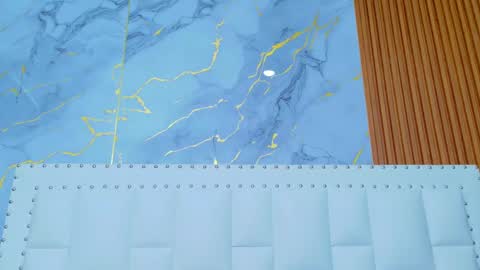 Sandy  online show from 09.27.25