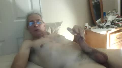 Snapshot of irrintzi60 chatting on 12.04.25 irrintzi60 online show from 12.04.25