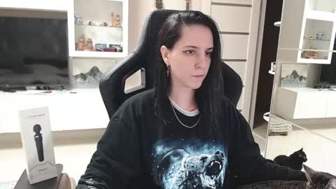 Snapshot of irwi_tomboy chatting on 01.17.25 Irwi Tomboy online show from 01.17.25