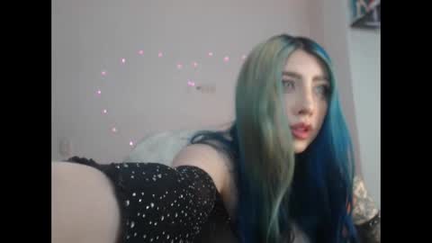 Snapshot of is_nat chatting on 11.26.25 Nat online show from 11.26.25