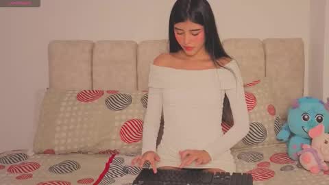 Isa Dolly online show from 03.14.26