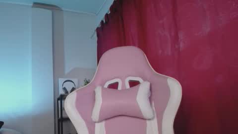 Isabella  online show from 09.23.25