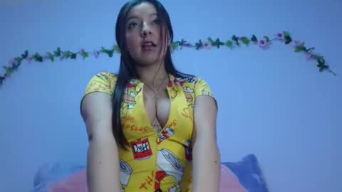 Snapshot of isa_jones1 chatting on 02.02.25 isa_jones1 online show from 02.02.25