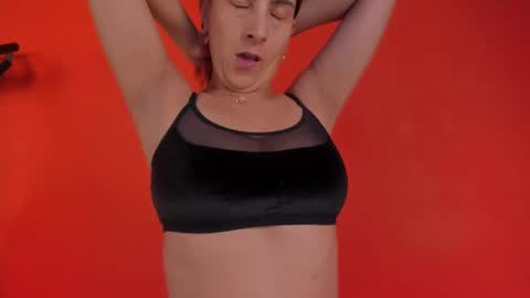 Isabella online show from 02.16.25