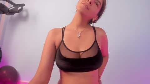 Isabella online show from 03.01.25