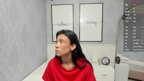 Snapshot of isa_little4u chatting on 06.01.26 online show from 06.01.26