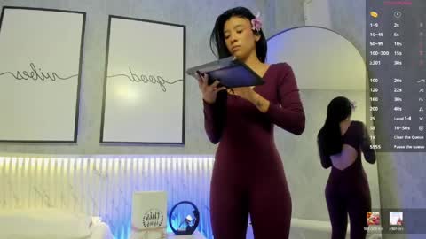 Snapshot of isa_little4u chatting on 06.03.26 online show from 06.03.26