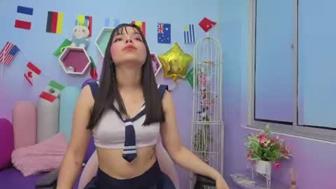 Isaa Skinny  online show from 08.04.26
