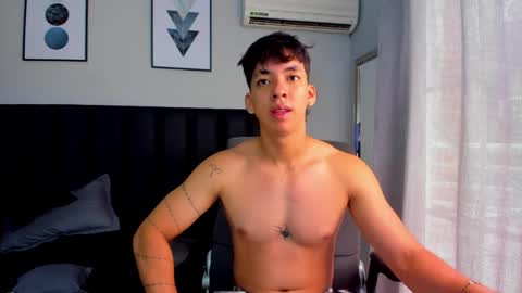 Snapshot of isaac_cryston chatting on 03.02.25 isaac_cryston online show from 03.02.25