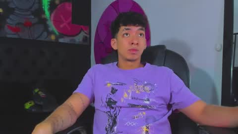 Snapshot of isaac_cryston chatting on 09.26.25 isaac_cryston online show from 09.26.25
