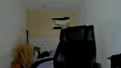 isaac_cryston online show from 02.16.26