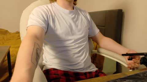 isaac online show from 08.02.26