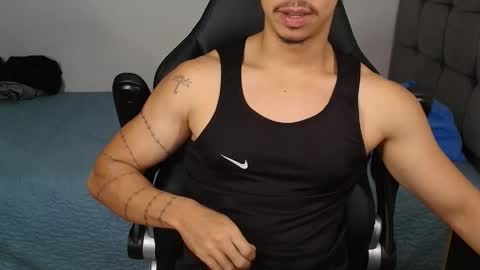 Snapshot of isaac_sttone01 chatting on 05.15.26 muscle isaac online show from 05.15.26