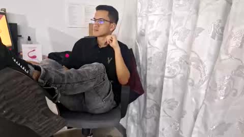 Isaac online show from 10.22.25