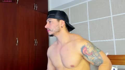 Snapshot of isaacs11 chatting on 06.22.26 Isaac Surez online show from 06.22.26