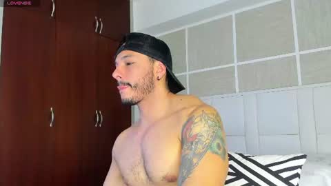 Snapshot of isaacs11 chatting on 07.18.26 Isaac Surez online show from 07.18.26