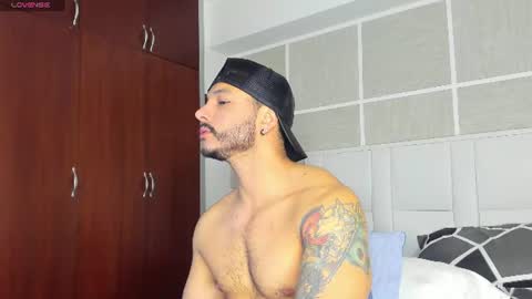 Snapshot of isaacs11 chatting on 07.21.26 Isaac Surez online show from 07.21.26