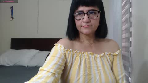 Snapshot of isabeel_sofia01 chatting on 03.04.25 Isabeel Sofia online show from 03.04.25