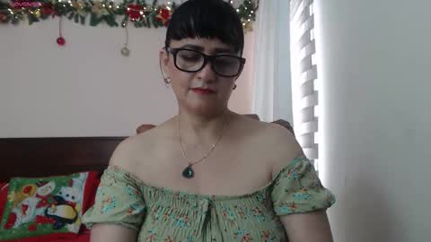 Isabeel Sofia online show from 11.02.25