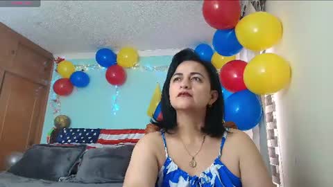 Snapshot of isabeel_sofia01 chatting on 06.13.26 Isabeel Sofia online show from 06.13.26