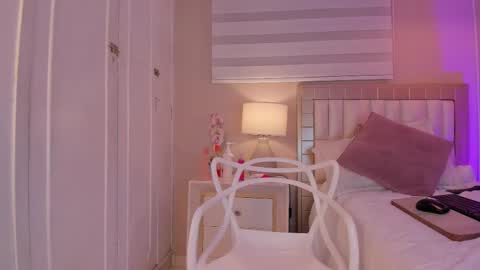 isabela__x online show from 02.12.26