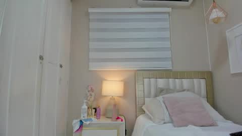 isabela__x online show from 06.09.26
