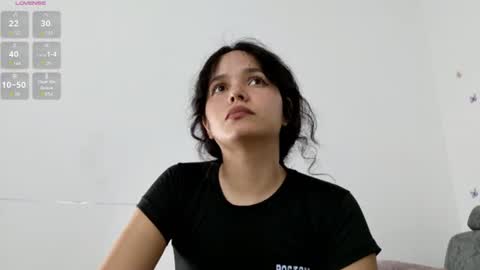 Snapshot of isabela_cuteass chatting on 06.11.26 isabela online show from 06.11.26