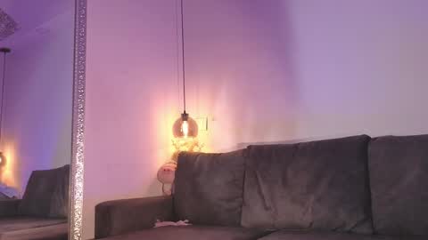 Isabela online show from 04.02.26
