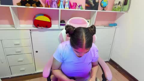 Snapshot of isabela_latingirl chatting on 12.06.24 isabela online show from 12.06.24