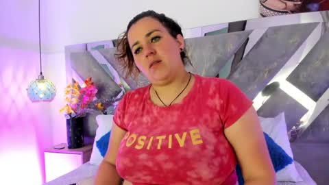 Mommy Isa online show from 06.30.26