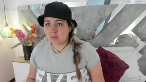 Mommy Isa online show from 07.21.26