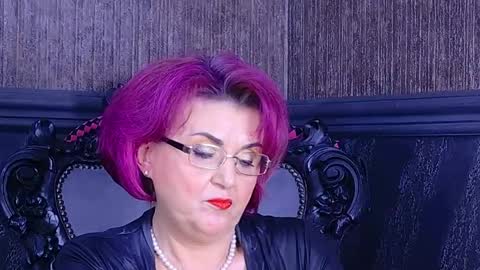 Isabella Conte online show from 04.21.26