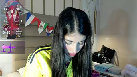 Snapshot of isabelastefano chatting on 06.18.26 isabelastefano online show from 06.18.26