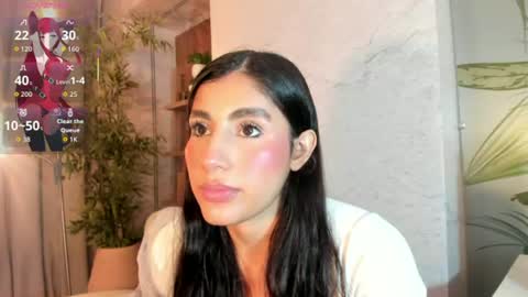Snapshot of isabelastefano chatting on 07.28.26 isabelastefano online show from 07.28.26