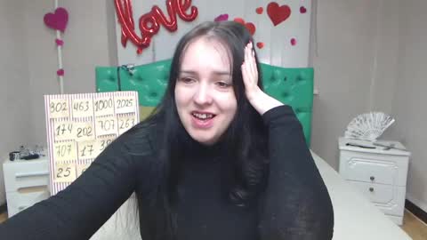 IsabelBlackberry online show from 04.28.26