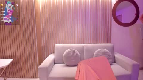 Snapshot of isabelbornner chatting on 10.08.25 Isabel Bornner online show from 10.08.25