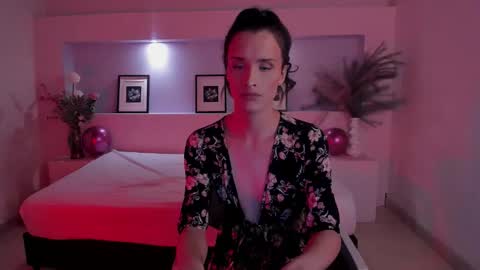 IsabelFernandez online show from 09.23.25