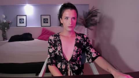 IsabelFernandez online show from 09.27.25