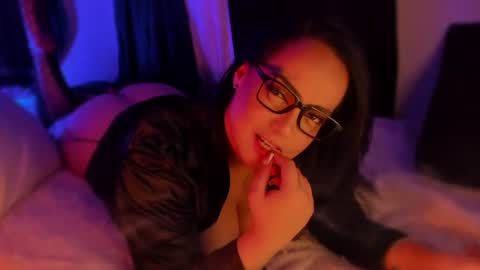 isabella online show from 07.11.26